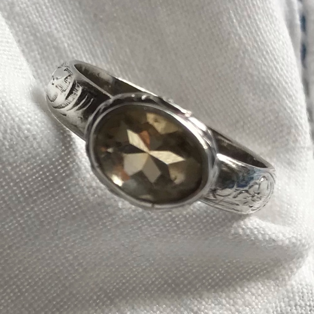 Citrine ring - Picture 2 of 3